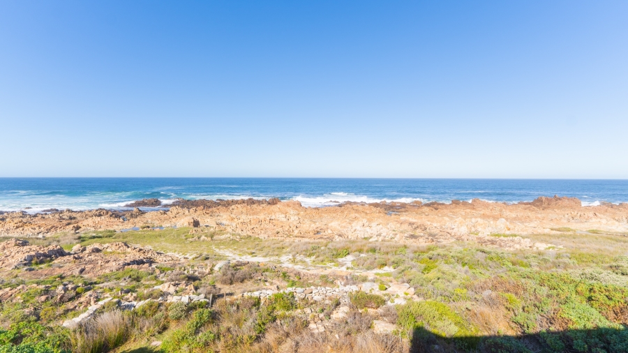 5 Bedroom Property for Sale in Sunny Seas Estate Western Cape